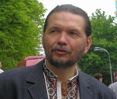 БРИГИНЕЦЬ – Архієпископу Павлу: не ганьбіть честь Лаври через позицію Партії регіонів 